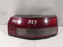 Mazda 323 Feux arrière / postérieurs 0431305