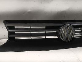 Volkswagen Golf III Grille calandre supérieure de pare-chocs avant 