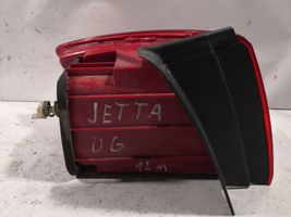 Volkswagen Jetta VI Feux arrière / postérieurs 