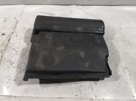 Volkswagen Jetta VI Fuse box cover 5C0937132A