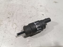 Volkswagen Jetta VI Tuulilasi tuulilasinpesimen pumppu 1K5955651