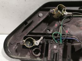 BMW Z3 E36 Aizmugures spuldzes vāka turētājs 63218389859