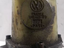 Volkswagen Golf III Pompe de direction assistée électrique 1H0423373