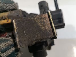 Audi 80 90 S2 B4 Solenoidinis vožtuvas 028906283B