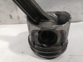 Renault Trafic I Piston avec bielle 