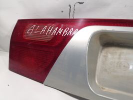 Seat Alhambra (Mk1) Listwa oświetlenie tylnej tablicy rejestracyjnej 962608