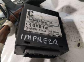 Subaru Impreza II Komputer / Sterownik ECU i komplet kluczy 88205SA030