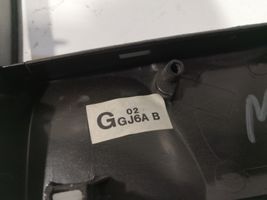 Mazda 6 Vaihteenvalitsimen kehys verhoilu muovia GJ6A2012