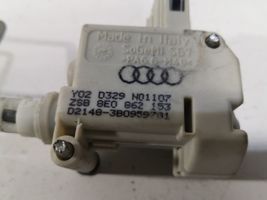 Audi A4 S4 B6 8E 8H Degalų bako dangtelio spynos varikliukas 8E0862153