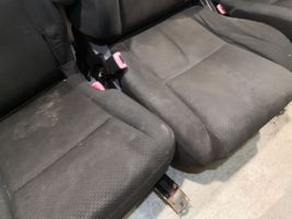 Toyota Corolla Verso AR10 Kit siège 