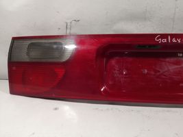 Ford Galaxy Listwa światła tylnego/osłona tablicy rejestracyjnej 962608