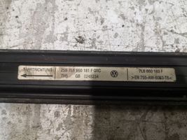 Volkswagen Touareg I Copertura modanatura barra di rivestimento del tetto 7L6860184F