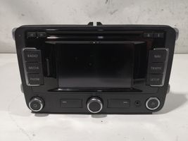 Volkswagen PASSAT B7 Panel / Radioodtwarzacz CD/DVD/GPS 2K0035279C