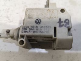 Volkswagen PASSAT B7 Fuel tank cap lock motor 3AA810773