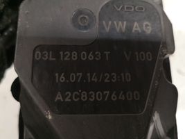 Volkswagen PASSAT B7 Droselinė sklendė 03L128063T