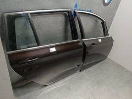 BMW 2 F46 Priekinės durys 