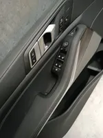 BMW X5 G05 Boczki / Poszycie drzwi przednich 78789911