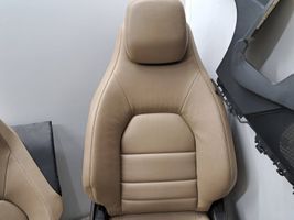 Mercedes-Benz E C207 W207 Garnitures, kit cartes de siège intérieur avec porte 