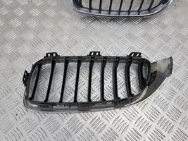 BMW 4 F32 F33 Grille calandre supérieure de pare-chocs avant 7294814