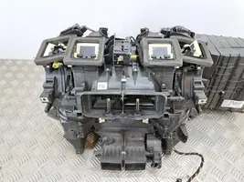 BMW 5 F10 F11 Montaje de la caja de climatización interior 9202574