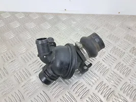 BMW 5 F10 F11 Boîtier de thermostat / thermostat 7601159