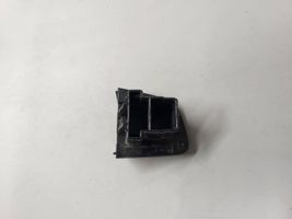 Audi Q2 - Osłona klamki drzwi przednich 8V0837167