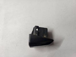 Audi Q2 - Osłona klamki drzwi przednich 8V0837167