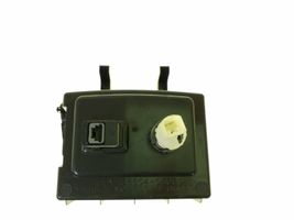 Toyota Camry Boîte à gants de rangement pour console centrale 5880406060