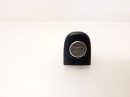 Volkswagen PASSAT B5 Front door lock (next to the handle) 