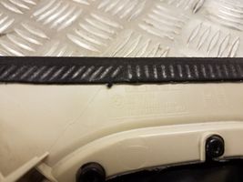 BMW X7 G07 (D)pillar trim (top) 631110531