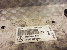 Mercedes-Benz B W246 W242 Välijäähdyttimen jäähdytin A2465000900