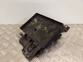 Toyota RAV 4 (XA40) Battery tray 