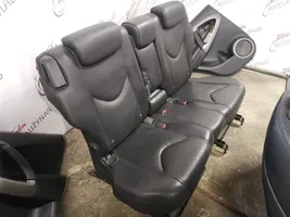 Toyota RAV 4 (XA30) Juego interior 