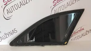 Audi A4 S4 B9 Fenêtre latérale avant / vitre triangulaire 8W9845297