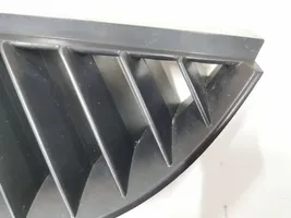 Mitsubishi Colt Grille de calandre avant MN127774