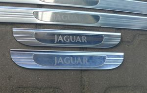 Jaguar S-Type Garniture de protection de seuil intérieur XR835413208