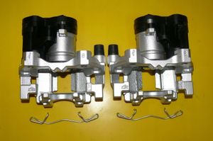 Volkswagen Touran III Set dischi freno e pinze 5Q0615405BC