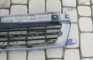 Nissan Interstar Atrapa chłodnicy / Grill 8200233587