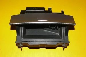 Mercedes-Benz CLK AMG A209 C209 Auton tuhkakuppi A2096800550