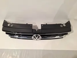 Volkswagen Tiguan Etupuskurin ylempi jäähdytinsäleikkö 5NA853653
