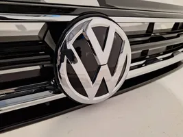 Volkswagen Tiguan Maskownica / Grill / Atrapa górna chłodnicy 5NA853653