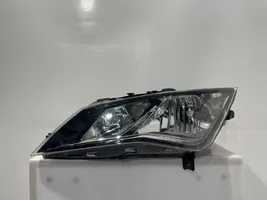 Seat Leon (1P) Lampa przednia 5F1941005