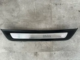 BMW 5 G30 G31 Copertura del rivestimento del sottoporta posteriore 7381330