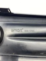 Smart ForTwo I Etusumuvalon ritilä 0001744