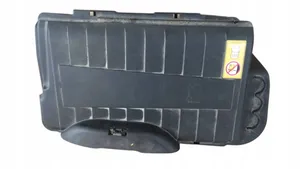 Mercedes-Benz A W176 Couvercle de boîtier de batterie A2465410005