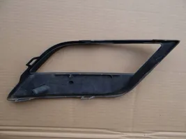 Seat Leon (5F) Verkleidung Nebelscheinwerfer / Gitter vorne 5F0853666A