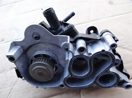 Volkswagen Polo V 6R Kühlwasserpumpe Wasserpumpe 04E121121E