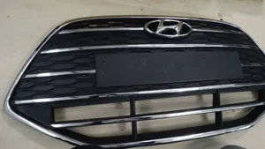 Hyundai ix20 Etupuskurin ylempi jäähdytinsäleikkö 863511K510