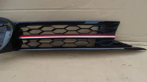 Volkswagen Polo VI AW Grille calandre supérieure de pare-chocs avant 2G0853653M