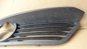 BMW 1 F20 F21 Mascherina inferiore del paraurti anteriore 7371670